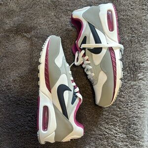 Women’s Nike Air Max Correlate